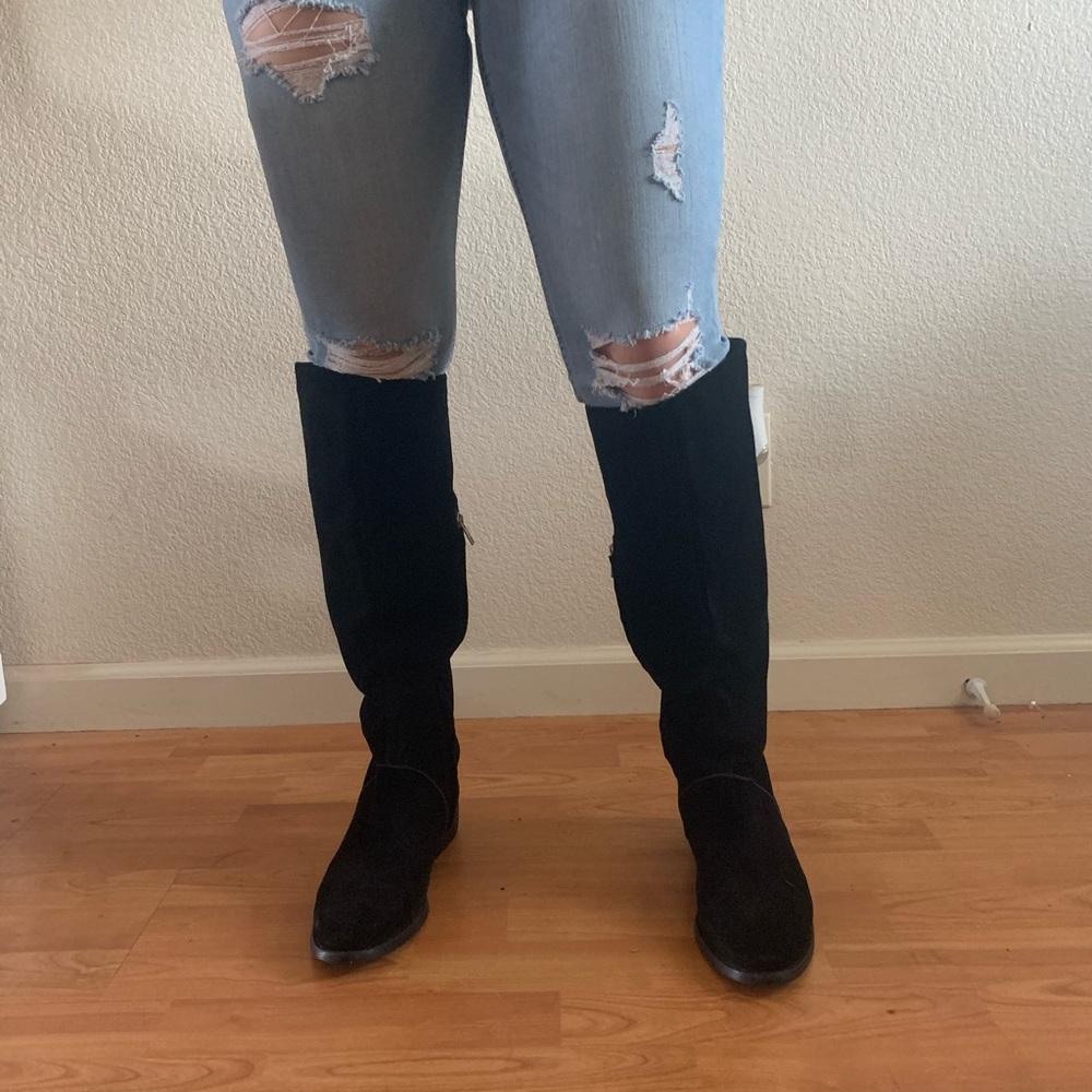 Black knee high ugg boots